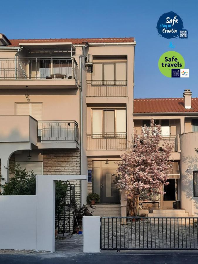 ברודאריצה Apartmani Kardum Brodarica מראה חיצוני תמונה