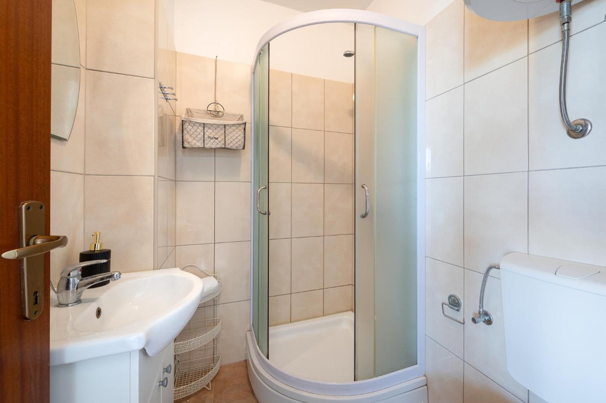 ברודאריצה Apartmani Kardum Brodarica מראה חיצוני תמונה