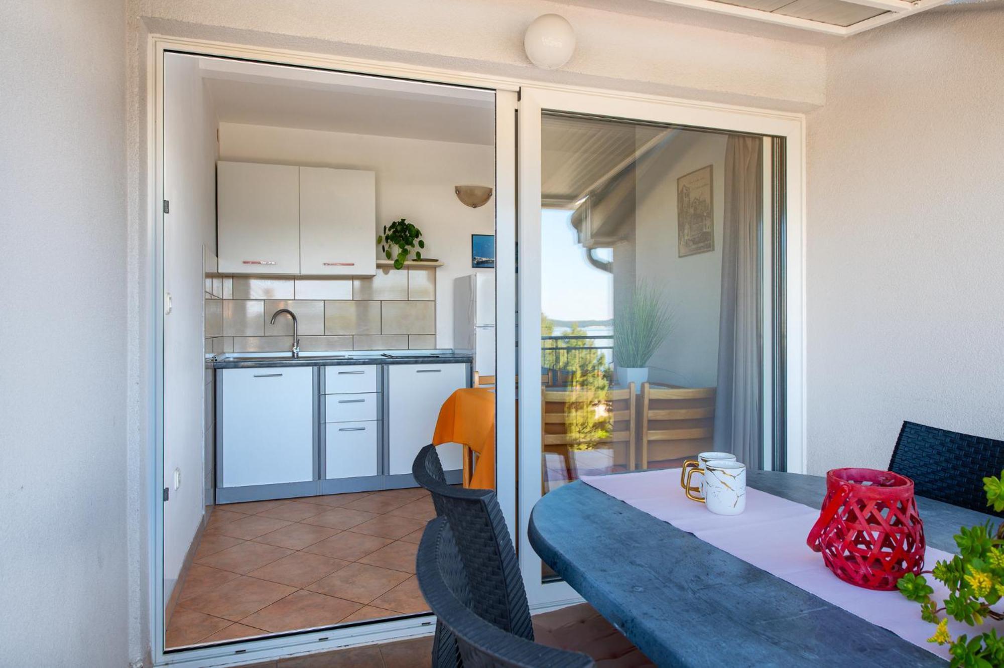 ברודאריצה Apartmani Kardum Brodarica מראה חיצוני תמונה