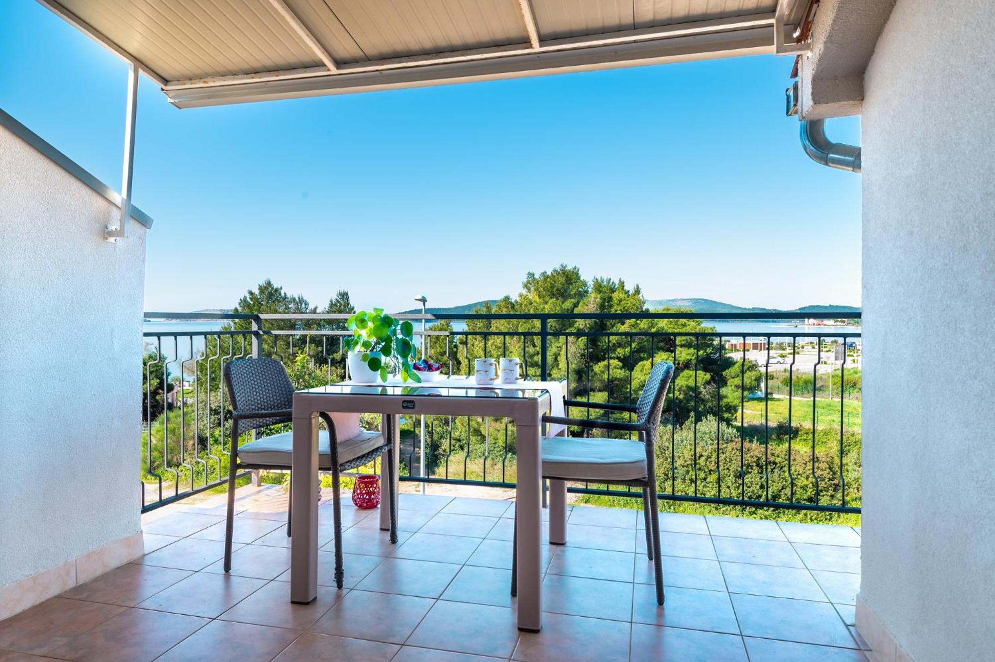 ברודאריצה Apartmani Kardum Brodarica מראה חיצוני תמונה
